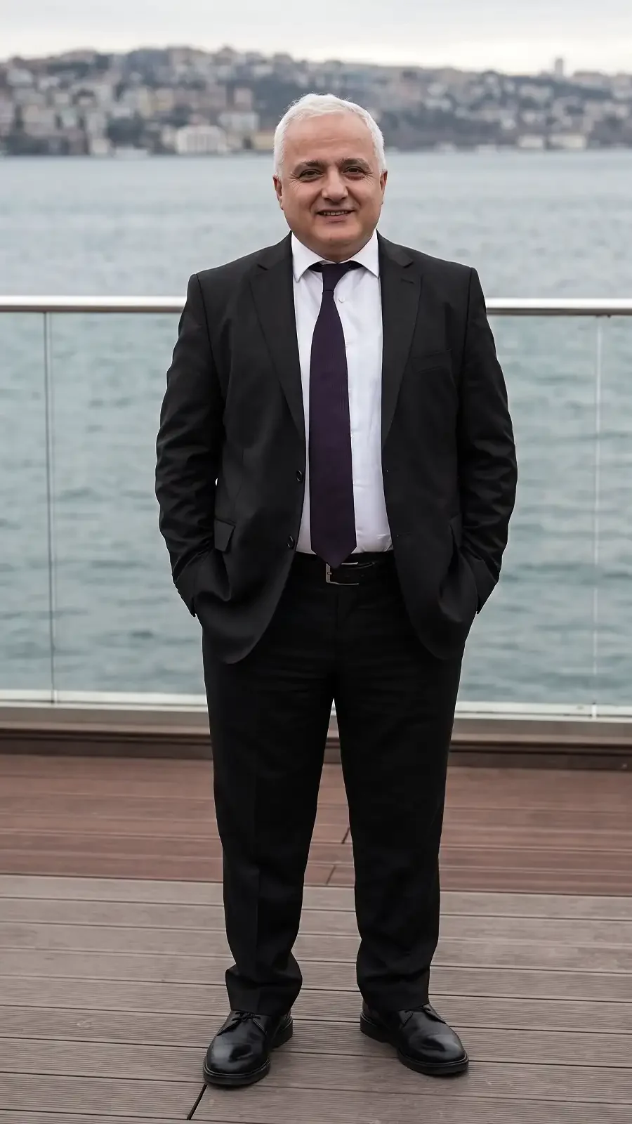 Prof. Dr. Akın Akakın